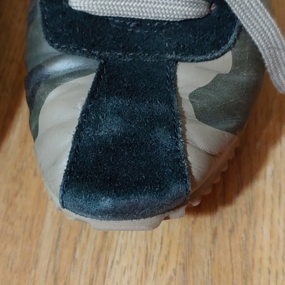 Coach Ivory Camouflage Sneakers 6.5M - Picture 5 of 16